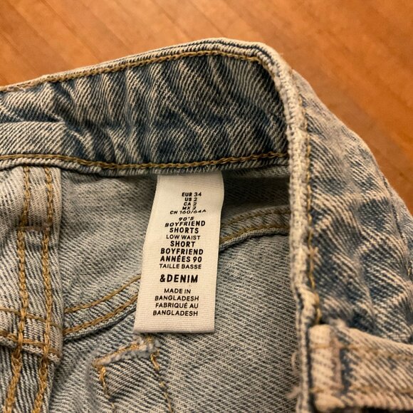H&M 90s boyfriend shorts low waist Size 2 - Picture 4 of 4